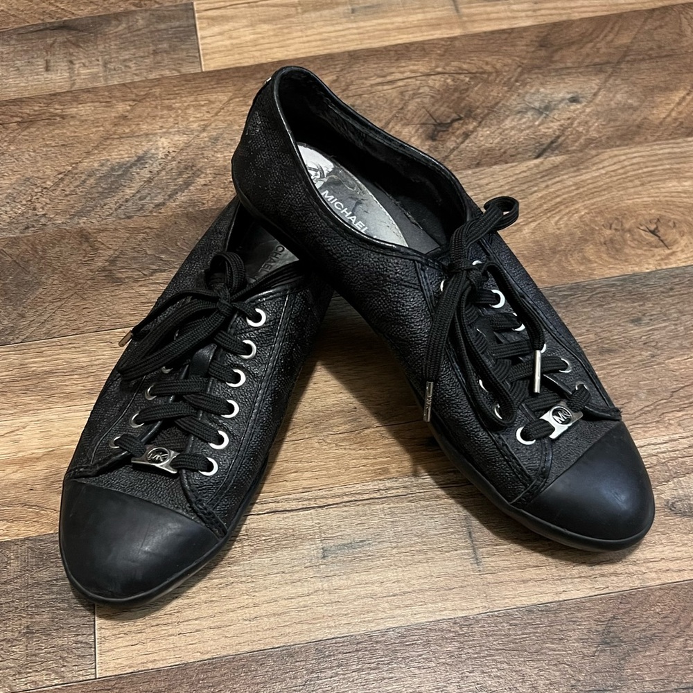 Michael Kors Signature City Sneaker